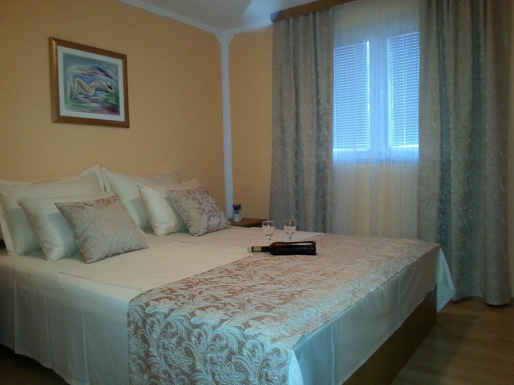 Holiday Home Milenka Rogoznica  Luaran gambar